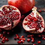 wie man einen granatapfel isst